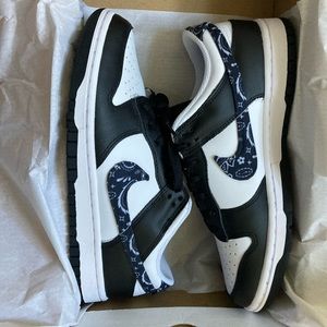 Women’s Nike Dunk Low ESS